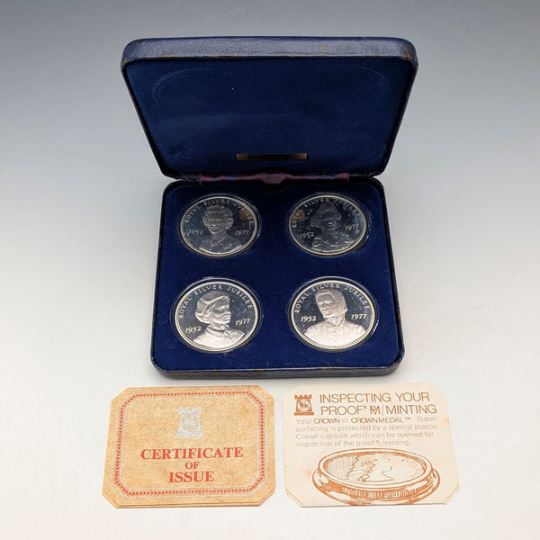 1977 年英國純銀禧年皇冠硬幣,一套 4 枚,總重量 113 克,盒裝,Pobjoy Mint